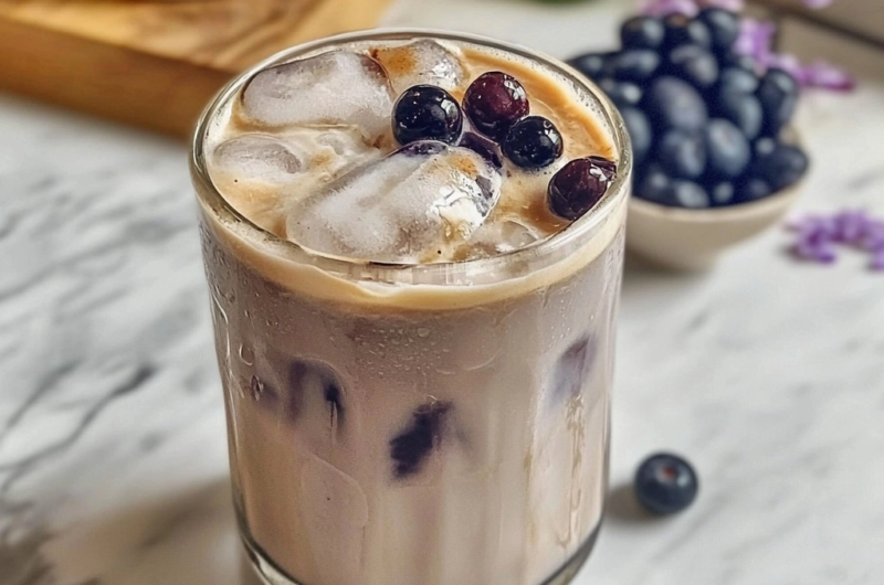 Iced Blueberry Latte Recipe: A Refreshing Summer Coffee